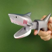 Dinosaur shark pecker retractable spring robotic hand clip creative decompression compulsion children's toys birthday gift